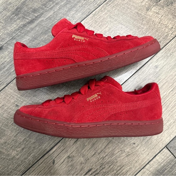 Puma Other - Puma Suede Classic Triple Red Sneakers Men’s Size: 5.5
